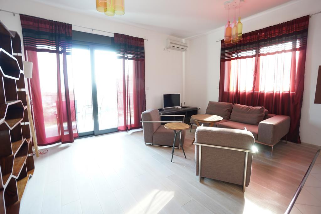 Bay Breeze Apartment Budva