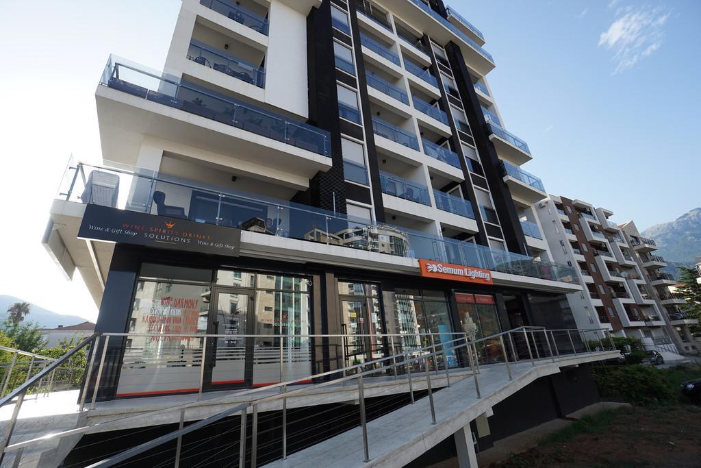 Bay Breeze Apartment Budva