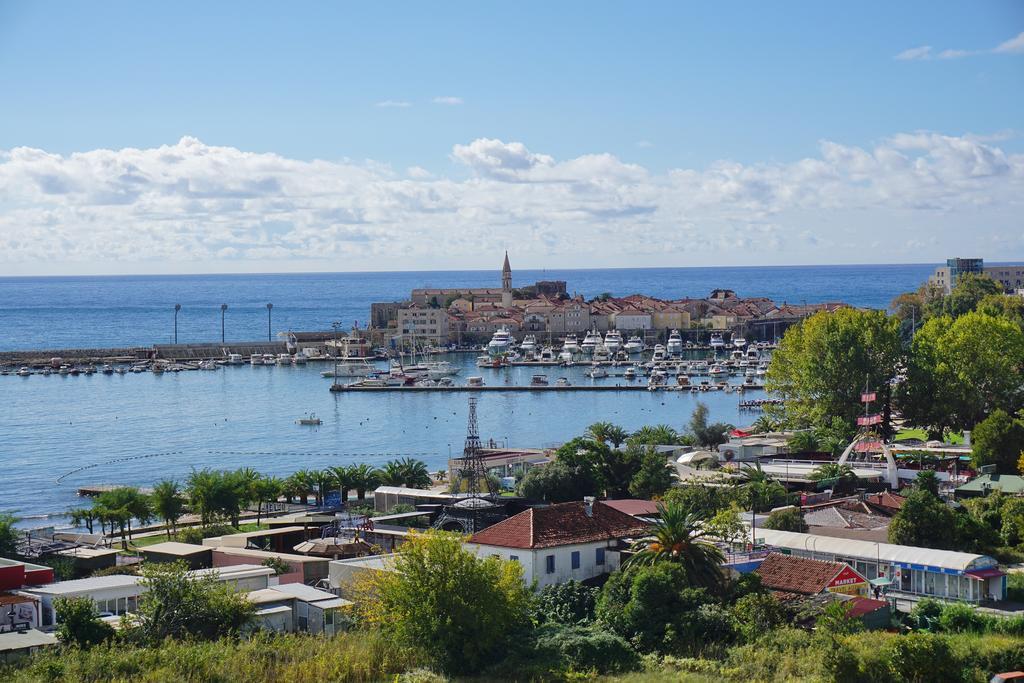 Apartment Bay Breeze Budva
