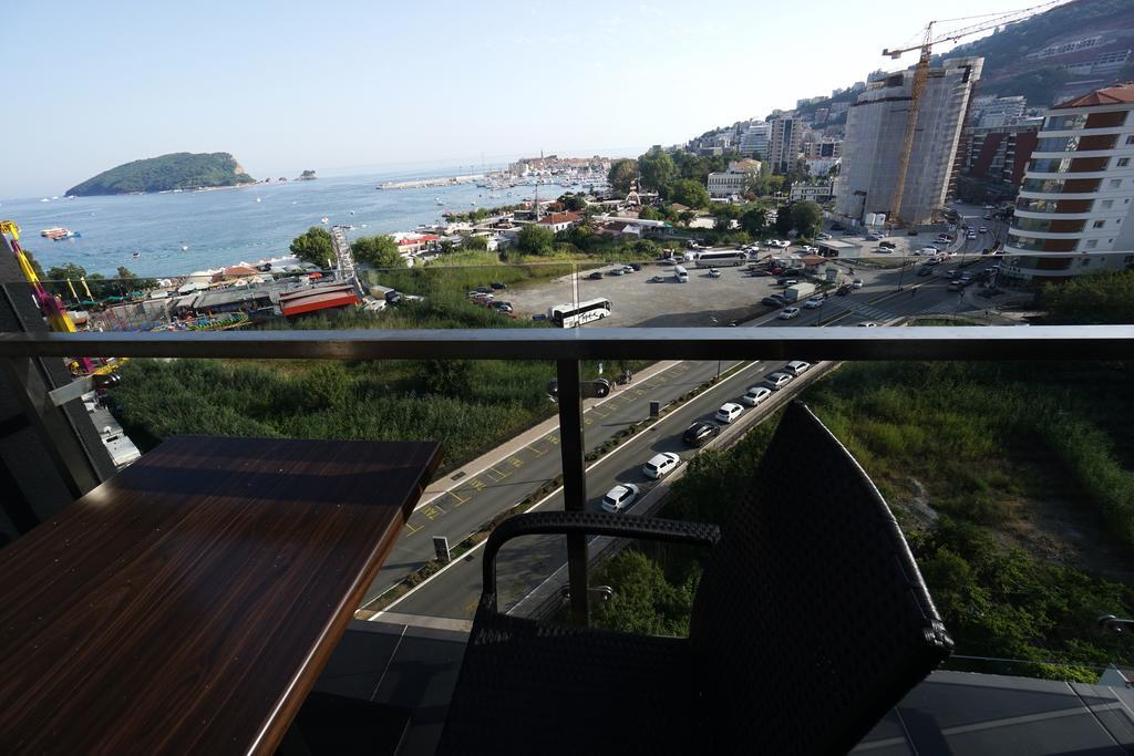 Bay Breeze * Budva