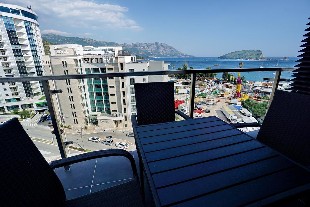 Bay Breeze Apartment Budva