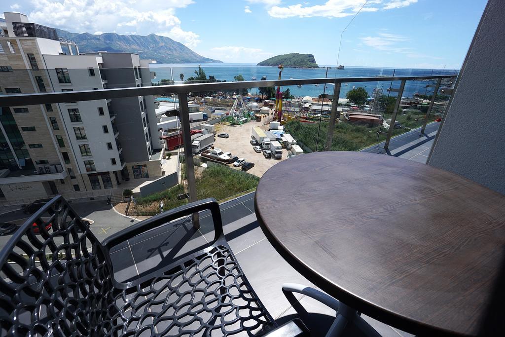 Bay Breeze Apartment Budva