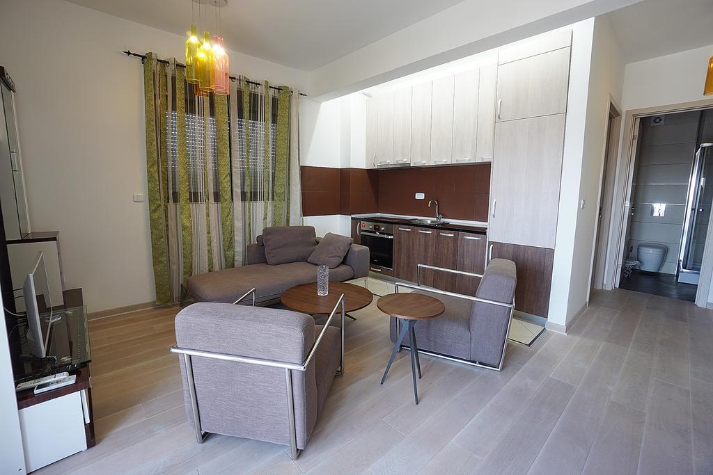 Bay Breeze Apartment Budva