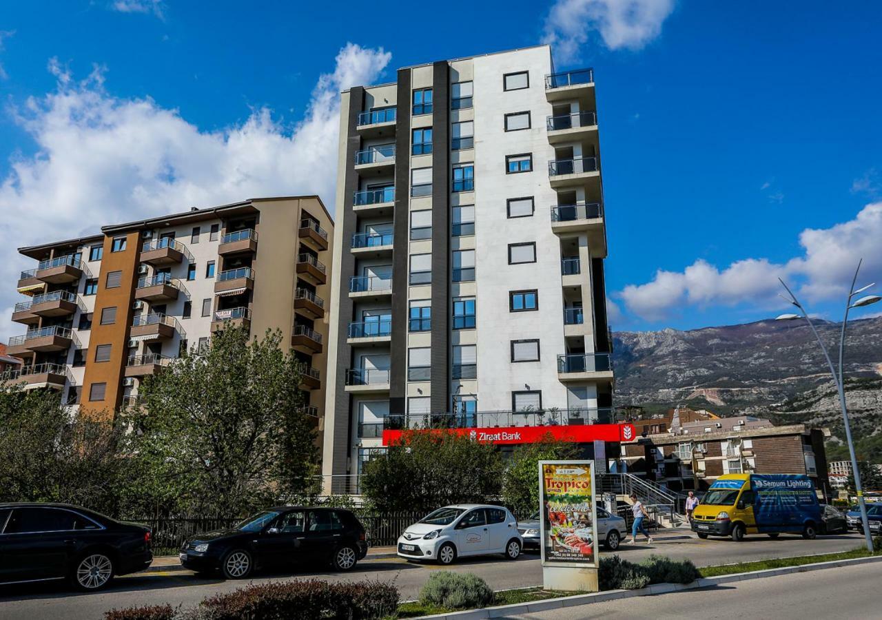 Bay Breeze Apartment