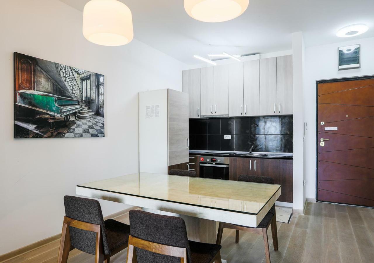 Bay Breeze Apartment